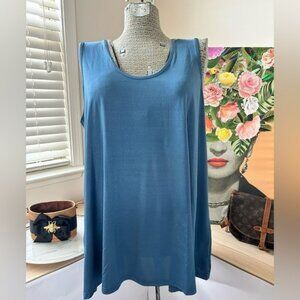 ROAMAN’S SILKY SWING TANK. FRONT & BACK DEEP ROUND NECKLINES. Sz. 18-20. SOFT